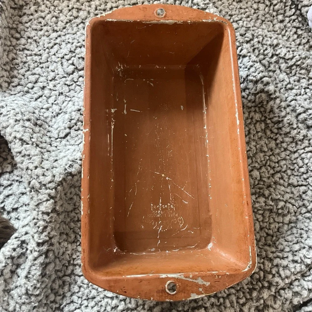 Vintage Bake King Small Metal Loaf Pan 9 3/4 x 5 3/4 x 2 3/4 Bread Pan MCM